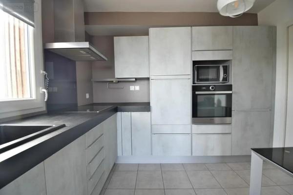 Achat - Appartement Angers 49100 4 pièces 88 m 2 4303 m 2