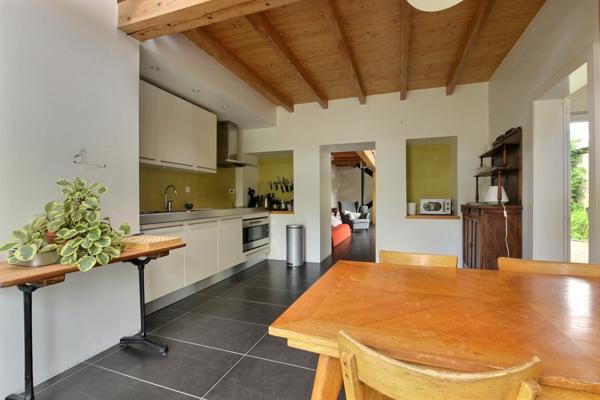 Riedisheim (68400) AU CENTRE DE RIEDISHEIM MAISON DE 260M² 1022 M² DE TERRAIN CLOS ET ARBORE