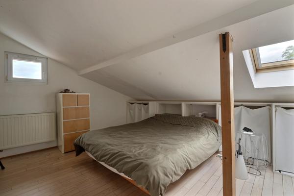 Riedisheim (68400) AU CENTRE DE RIEDISHEIM MAISON DE 260M² 1022 M² DE TERRAIN CLOS ET ARBORE