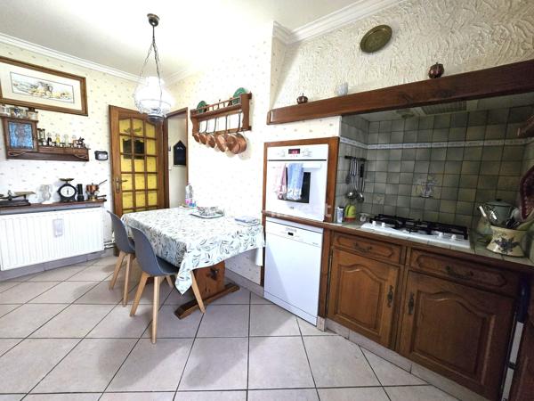 Maison proche des commodités accessible a pied