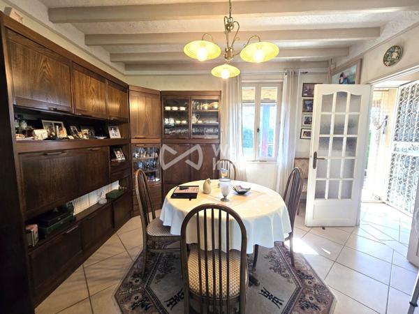 Maison proche des commodités accessible a pied