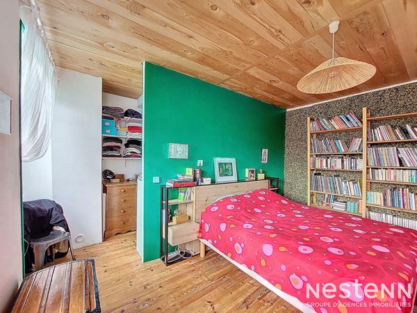 A Vendre Maison en pierre rénovée de 160 m² avec jardin à proximité immédiate des commodités