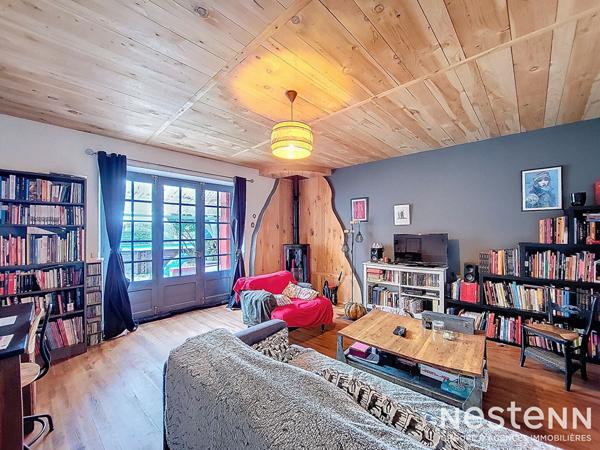 A Vendre Maison en pierre rénovée de 160 m² avec jardin à proximité immédiate des commodités