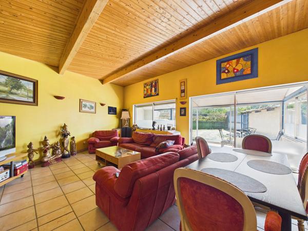 Maison d'habitation et local commercial
