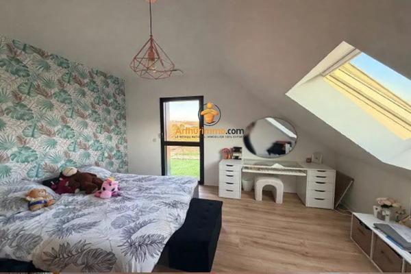 Vente                                                      Maison
                        
                     5 pièces                      237 m2                     à Lourdes