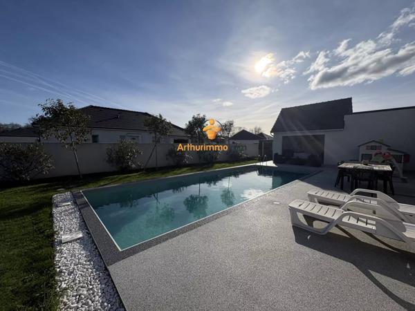 Vente                                                      Maison
                        
                     5 pièces                      237 m2                     à Lourdes
