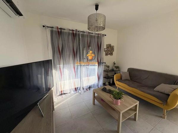 Vente                                                      Maison
                        
                     5 pièces                      237 m2                     à Lourdes