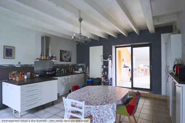 Maison 6 chambres avec nombreuses dépendances sur terrain de 10850m2