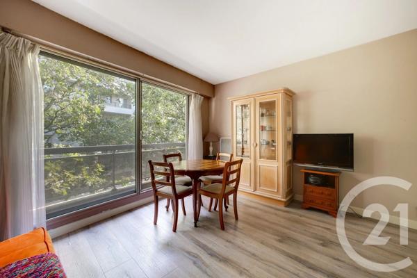 Appartement Studio à vendre  1 pièce - 27,79 m 2   PARIS  - 75019