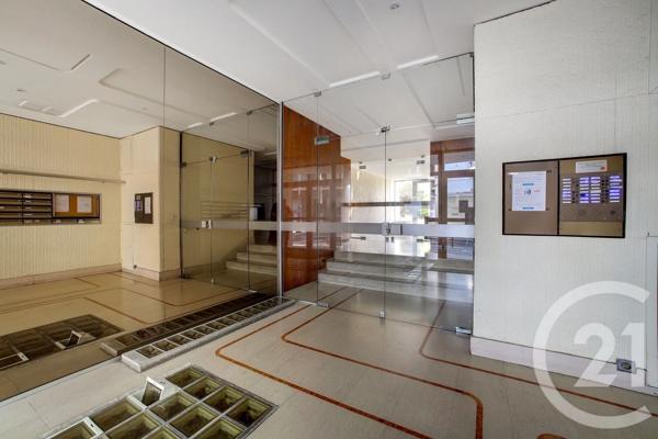 Appartement Studio à vendre  1 pièce - 27,79 m 2   PARIS  - 75019