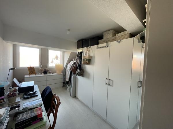 Appartement 5 pièce(s) 4 chambre(s) 98.93 m²