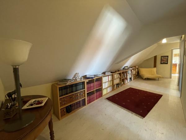 Appartement 5 pièce(s) 4 chambre(s) 98.93 m²