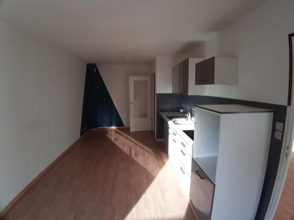 Location Appartement 4 pièces 94 m² - Saint-dié-des-vosges 88100