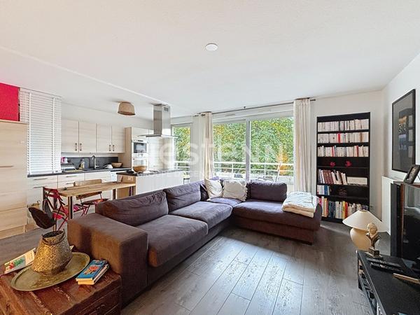 Appartement T3 BRON - 2 chambres - 62 m2 - Balcon - Secteur FORT DE BRON - 69500 BRON