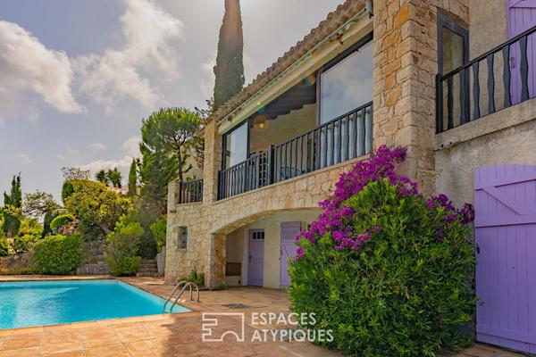 L’âme provençale face au panorama méditerranéen