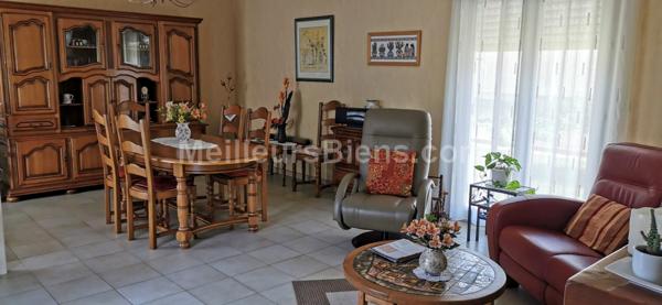 Trélazé, Village des Plaines, maison 5 pièces de plain pied de 102 m2