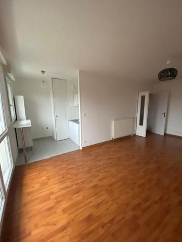 Appartement Fresnes 1 pièce(s) 31.05 m2