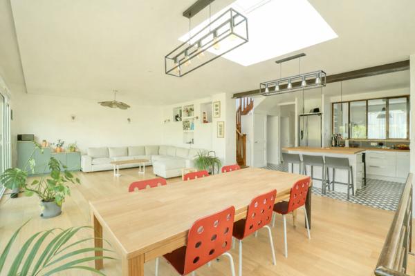 ANTONY - Élégante propriété familiale rénovée de 250m² habitables - Prestations de qualité, volumes remarquables