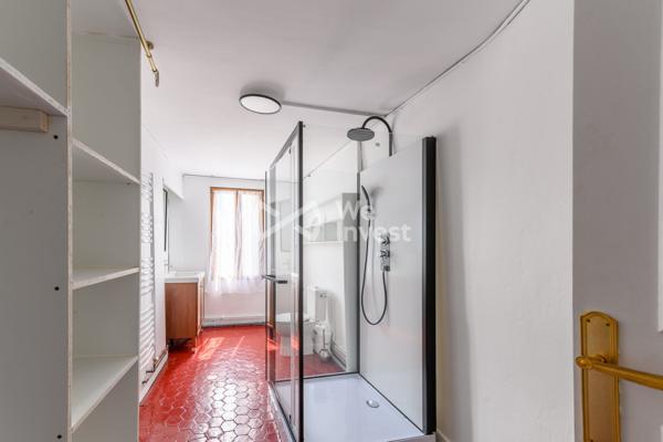 Duplex de Prestige : Un Refuge de Sérénité et d'Élégance