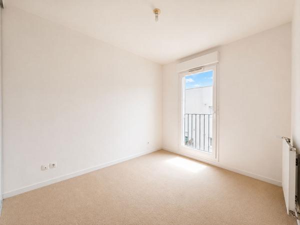 Appartement Nanterre 3 pièce(s) 64.12 m2 - Proche RER A