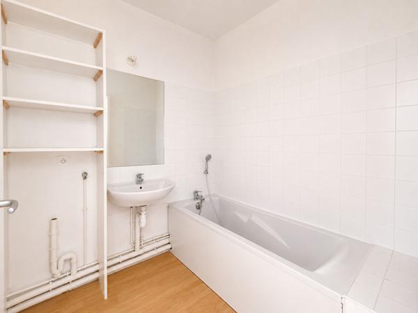 Appartement Nanterre 3 pièce(s) 64.12 m2 - Proche RER A
