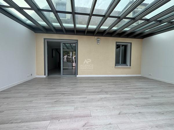 Maison Pontoise 6 pièce(s) 117 m2 €399 000 ** - Référence 11215