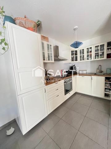 Talence 2 pièces situé dans une résidence récente avec terrasse, jardin et parking en sous sol