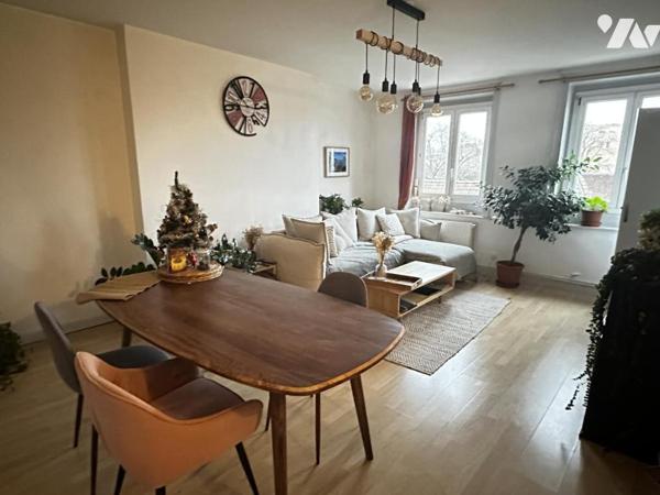 LILLE VIEUX LILLE - T3  56 M²