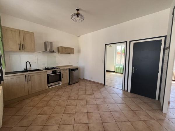 Maison à louer 650 € CC Désertines 2 p 45 m² DPE D