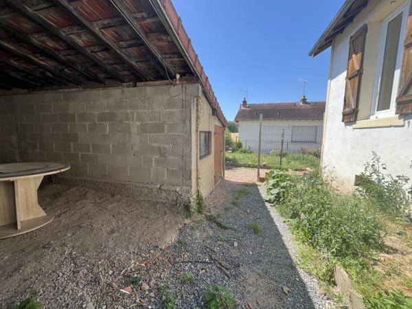Maison à louer 650 € CC Désertines 2 p 45 m² DPE D