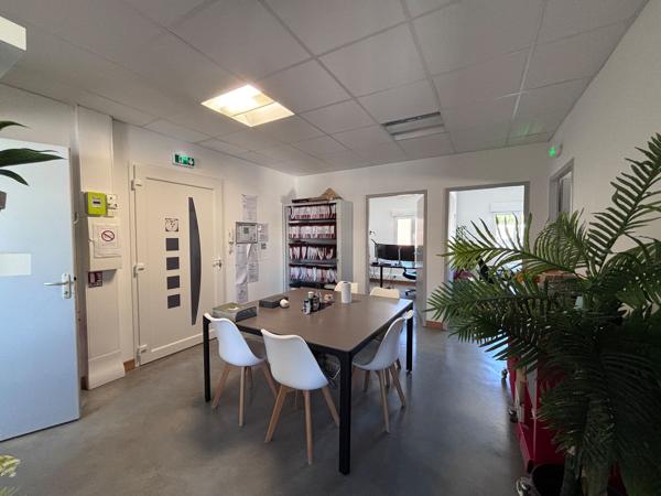 Bureaux à louer Congénies accès PMR et ascenseur plusieurs surfaces