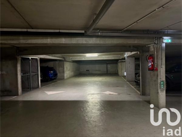 Parking à vendre 15 m² Montrouge