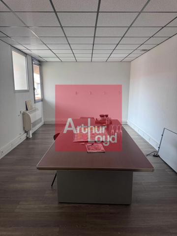 Bureaux de 198 m² à vendre dans un environnement tertiaire recherché AGEN