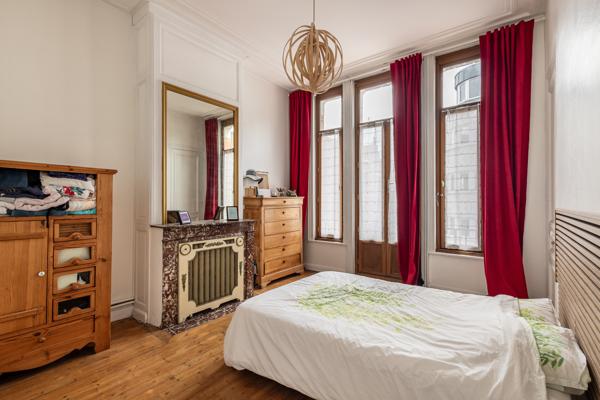 Maison 8 pièces - 200 m² Exclusivité efficity