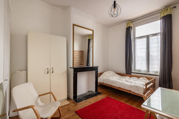 Maison 8 pièces - 200 m² Exclusivité efficity