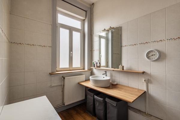 Maison 8 pièces - 200 m² Exclusivité efficity