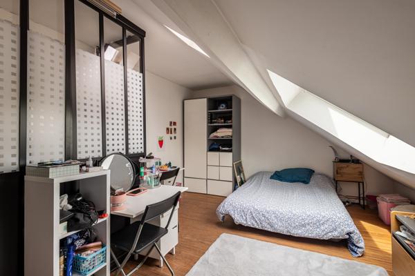 Maison 8 pièces - 200 m² Exclusivité efficity