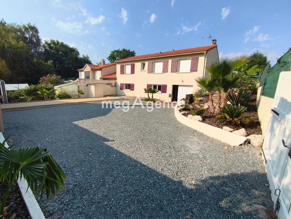 Maison à CHOLET, 49300 - 6 pièces 125m²