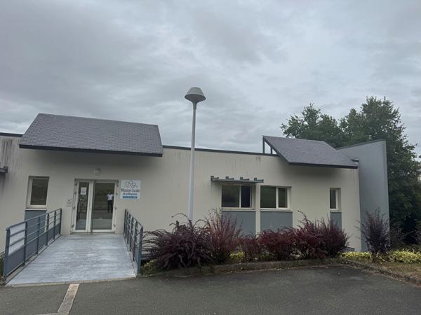 A louer bureaux Château-Gontier-Sur-Mayenne 83 m2 , Château-gontier-sur-mayenne