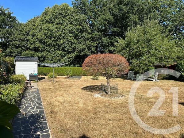 Maison à vendre  4 pièces - 101,02 m 2   FOUGERES  - 35