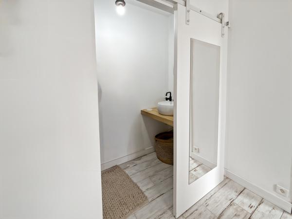 Maison
         8 pièces
        - 265 m²
