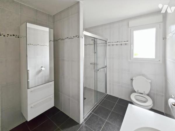A VENDRE - MAISON PLAIN PIED - LAVAL