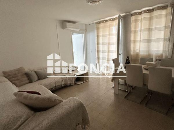 Location Appartement 4 pièces 67.1 m² - 27 AVENUE DU MARECHAL JUIN Marignane 13700