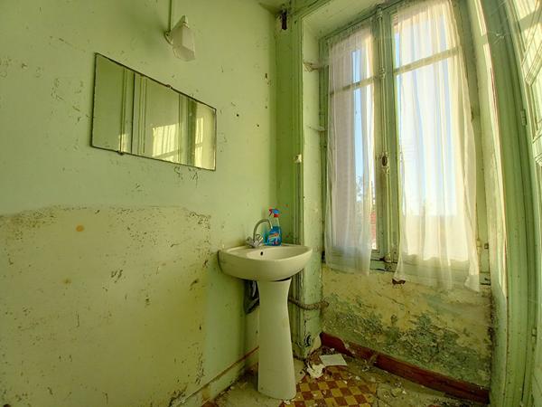 Maison bourgeoise à rénover à vendre au Loroux Bottereau - 10 pièces, 4 chambres