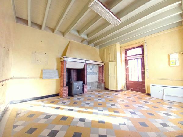 Maison bourgeoise à rénover à vendre au Loroux Bottereau - 10 pièces, 4 chambres