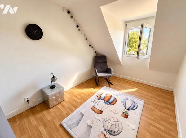 COUP DE COEUR - Maison T4 rénovée

Dans le quartier recherché de La FLOURIE, découvrez cette ...