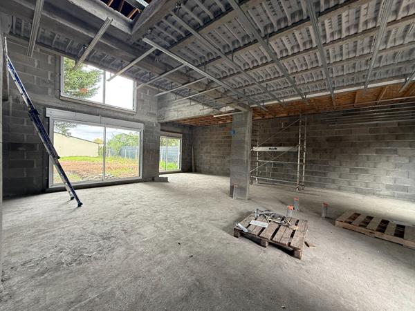 Maison neuve achevée en décembre 2025 à Écouflant 5 pièces 149 m2