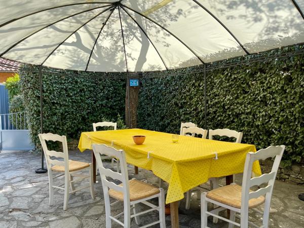 Dpt Vaucluse (84), à vendre ROUSSILLON Villa T5 + gîte T3 PISCINE