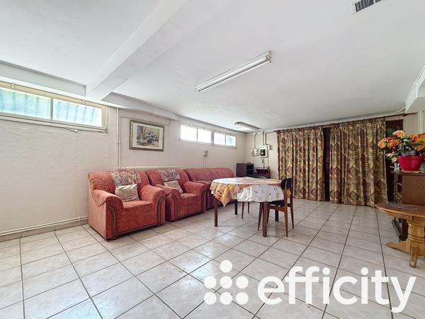 Maison 5 pièces - 150 m² Exclusivité efficity