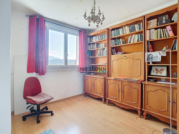 Appartement Grenoble 4 pièce(s) avec 3 chambres de 67 m2 avec vue sur les massifs